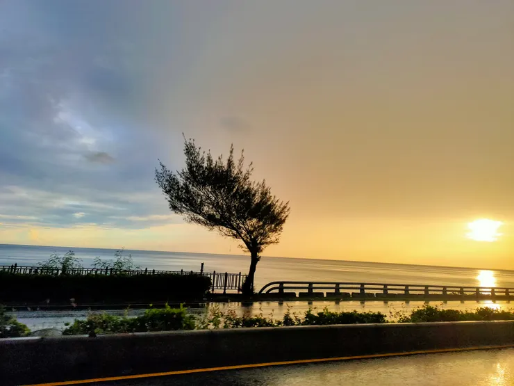 返家的路上，感謝有夕陽一路相伴