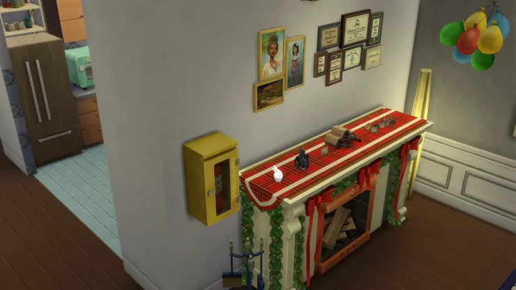 我沒在客廳裏放常見的玻璃展示櫃,因為已經有個更漂亮不凡的。