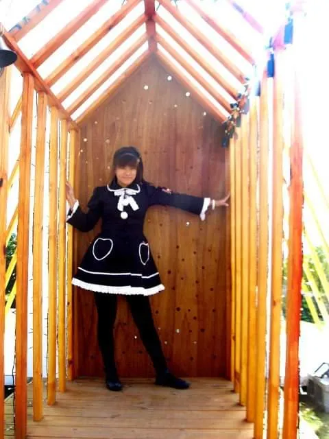 表現時,左臂上掛的就是錄音mp3