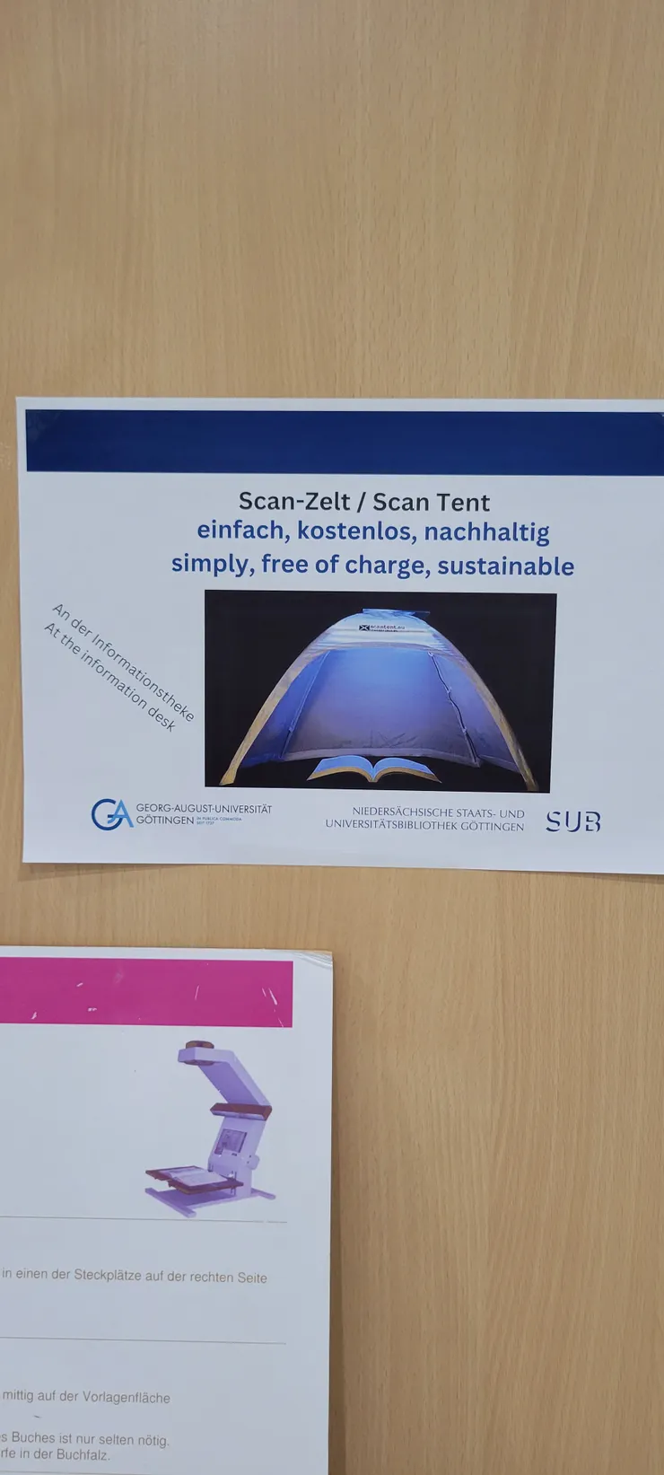 新設備,「掃描帳篷」的圖書館公告,之前因為「遺失」圖書館還掛「尋帳篷啟示」...),現在又新進一頂放在資訊台...