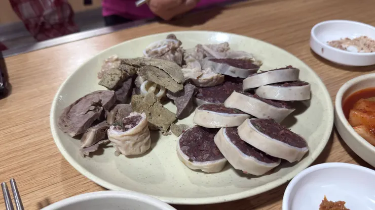 韓式黑白切沾鹽巴吃