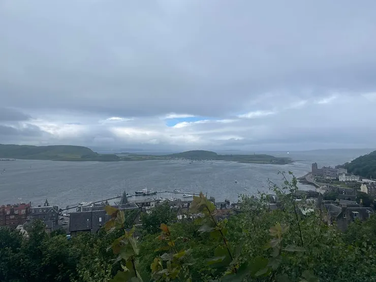 從麥凱格塔（McCaigs Towers）上眺望