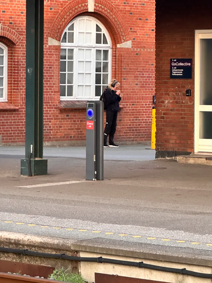 攝於丹麥埃斯比約的車站