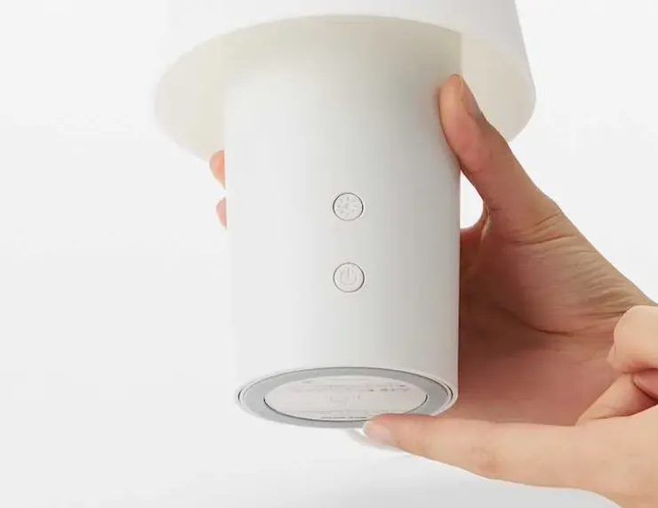 底部定時按鍵沒有提示燈，操作上少了點直覺。