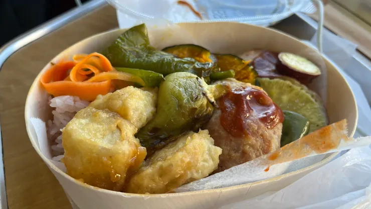 份量少少的，也是要1300日元。