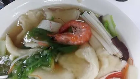 [台北美食]城南地區福井麵疙瘩，人氣夯、經常座無虛席，拼圖牆