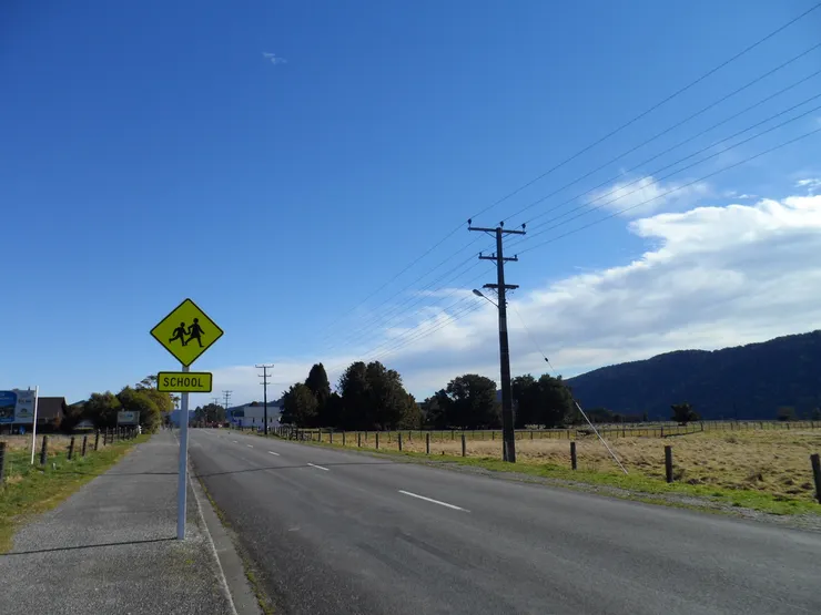 走路到馬松森湖