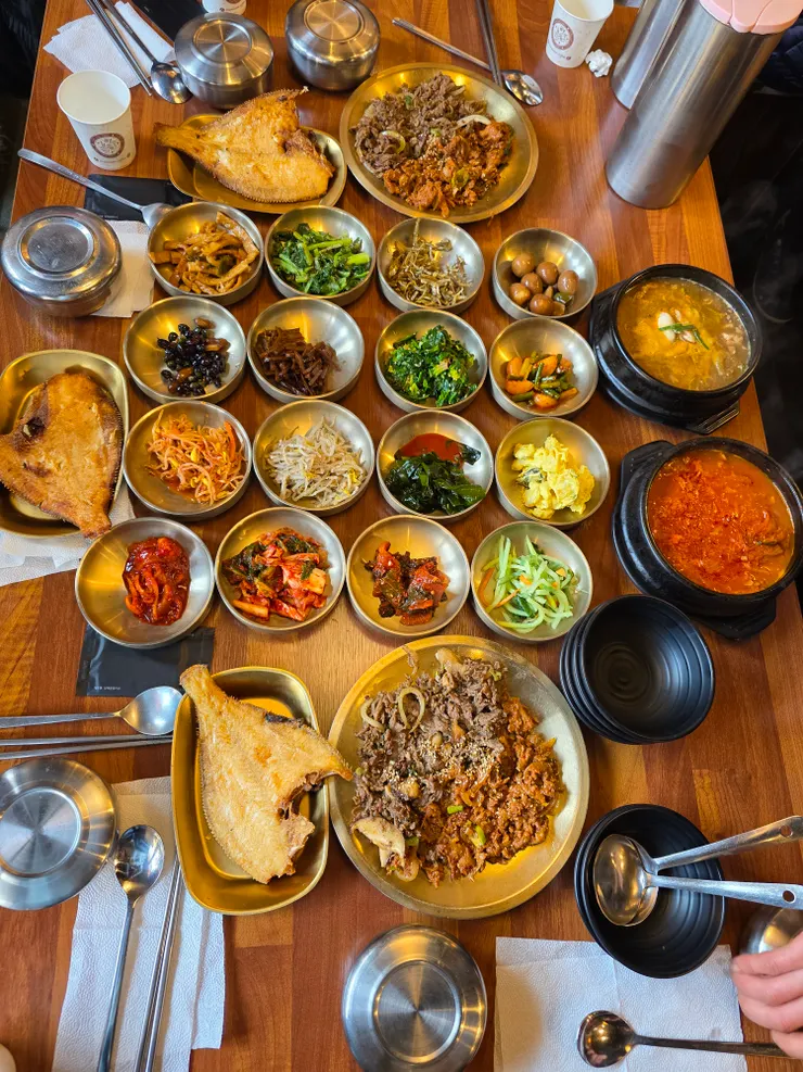 視覺饗宴的韓定食