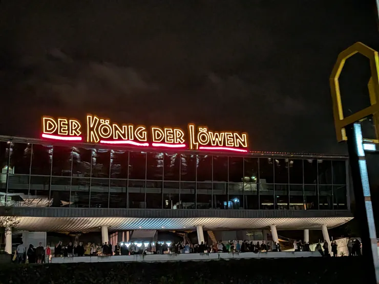 Photo: Zora @ Theater im Hafen. Jul. 31, 2025.