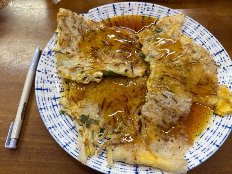 看到原子筆嗎，是比例尺，夠大吧！