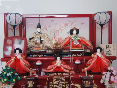 🎎三月三，女兒節：祝福所有的女孩們。