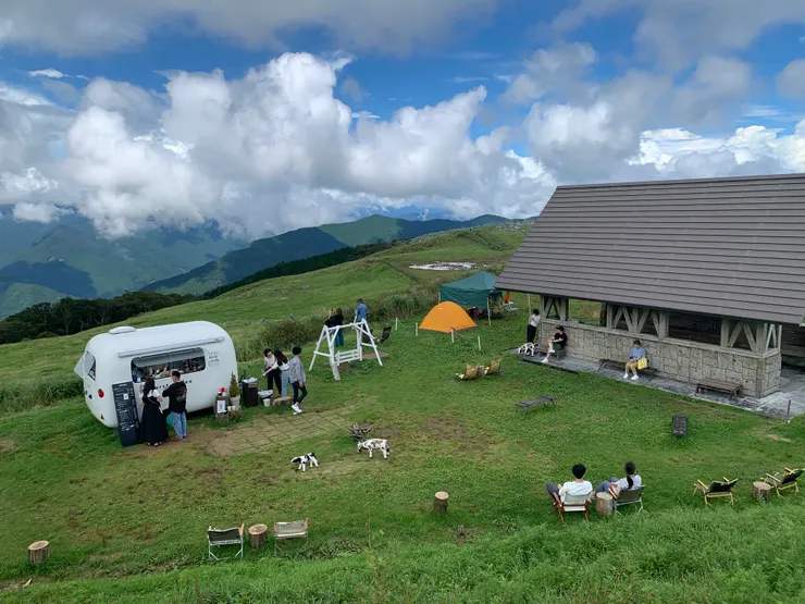 海拔1400公尺上的行動咖啡館。