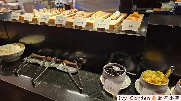 握壽司區 燒鰻壽司一定要吃! 另外還有手捲記得要點!!