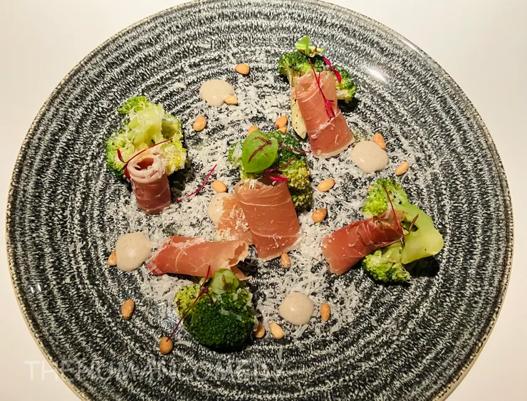 [ 美食景點 ] 歐華酒店 | 地中海牛排館 - 炙烤花椰菜沙拉