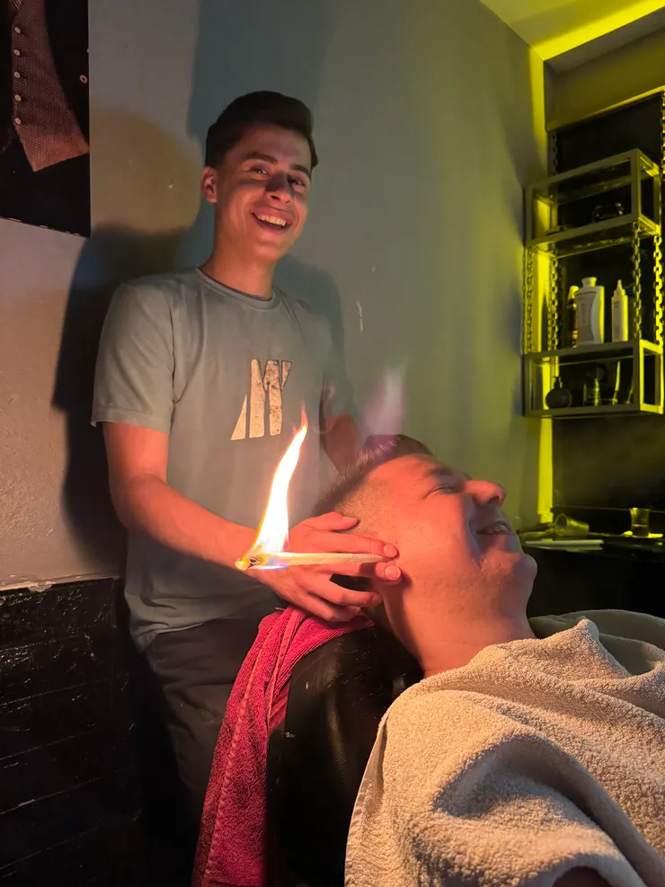 據說這樣可以通耳朵