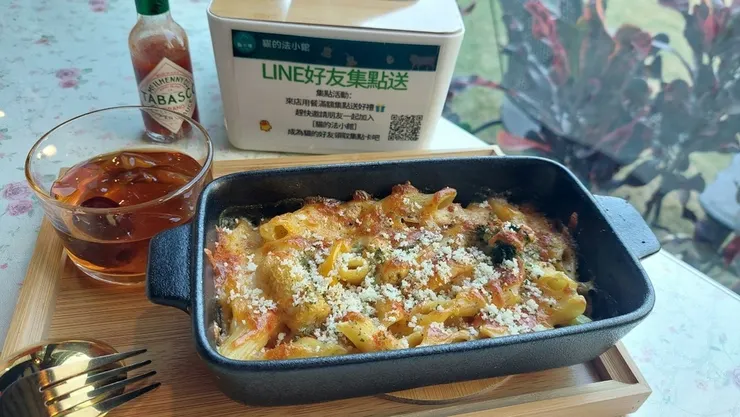 安南區聚餐/包場首選【貓的法小館】療癒系貓咪餐廳必訪！天然自