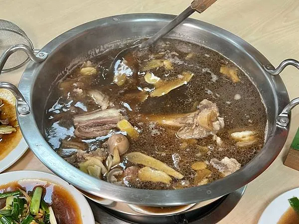 ＋（桃園羊肉爐）正港現宰羊肉爐～新鮮羊肉皮彈肉嫩、羊肉全餐熱