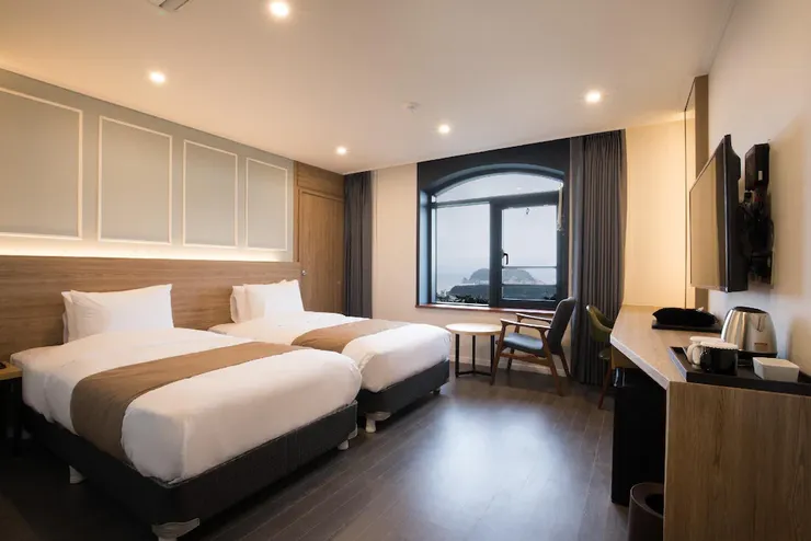 卡薩洛瑪酒店 (Casaloma hotel)