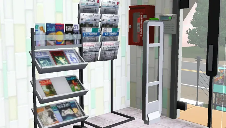 自從報攤式微後，便利店便成為買報章雜誌的重要地方。