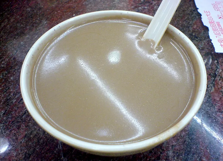 杏花樓的照片不知道去哪了，這張是大良八記的核桃糊，帳單在右上角明白寫著店名才認出來的