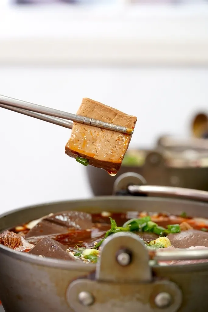 台南東區美食誰最辣?個人海陸四川麻辣鍋席捲台南美食│仙香成都