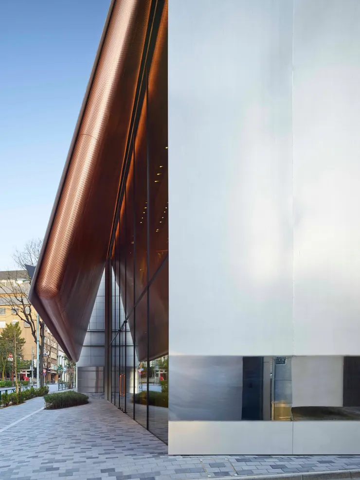 https://www.herzogdemeuron.com/projects/412-miu-miu-aoyama/