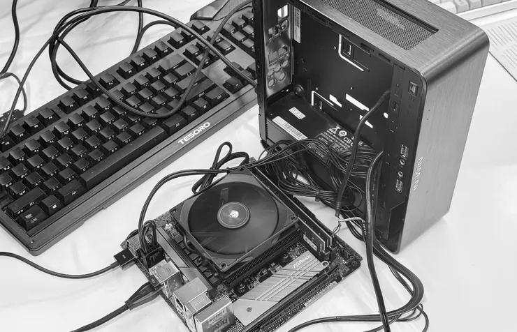 主機板及CPU裝機前測試