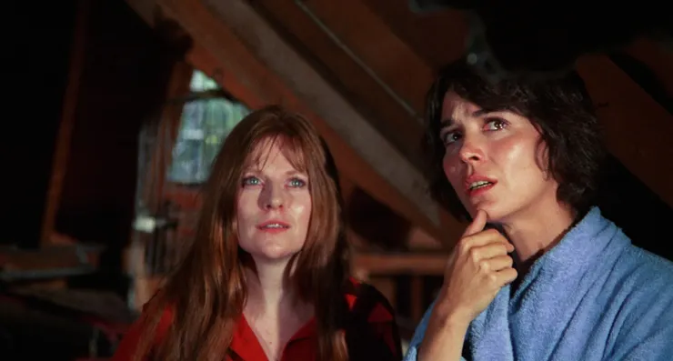 潔西卡驚覺艾蜜莉與舊照中的女子極為神似