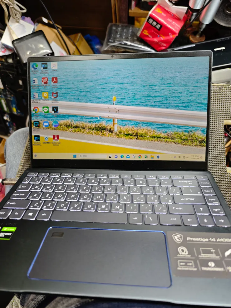 機器修復的點亮測試，看起來順利完成。