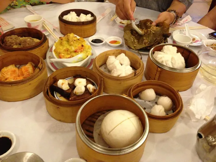 小時記憶的港式茶點,終於能到香港本地嚐嚐正統滋味