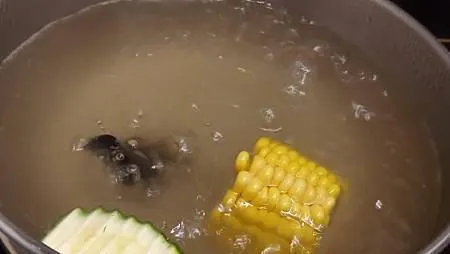 [基隆美食]GOOGLE MAP獲得四點六顆星好評的鮮牧火鍋