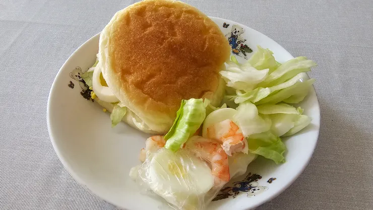 蝦仁是儒儒請同事幫她在好市多買的!我們已經沒辦好市多會員好幾年了!