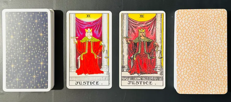 圖：偉特塔羅牌/左：1990版、右：1910版