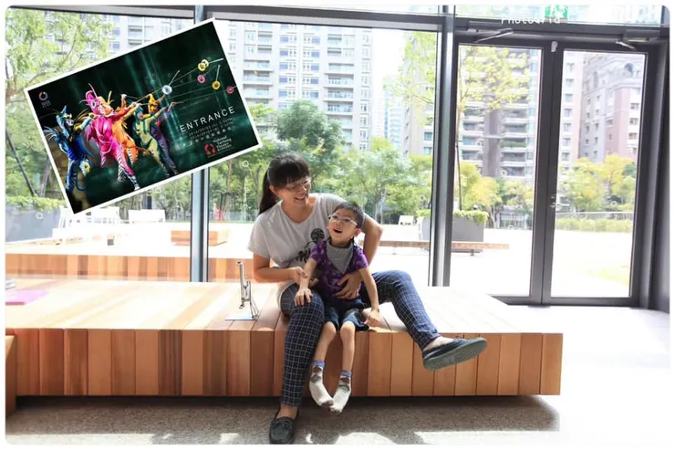 九年前四歲多的子祐觀賞《舞鈴劇團~奇幻旅程》