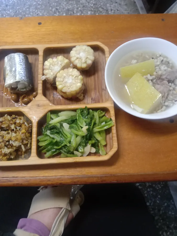 夏日清爽舒服的211晚餐