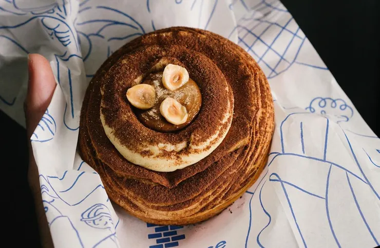 經過回公司的一輪顛簸，丹麥酥已經有點變了樣，還是在官方IG截個圖比較好。