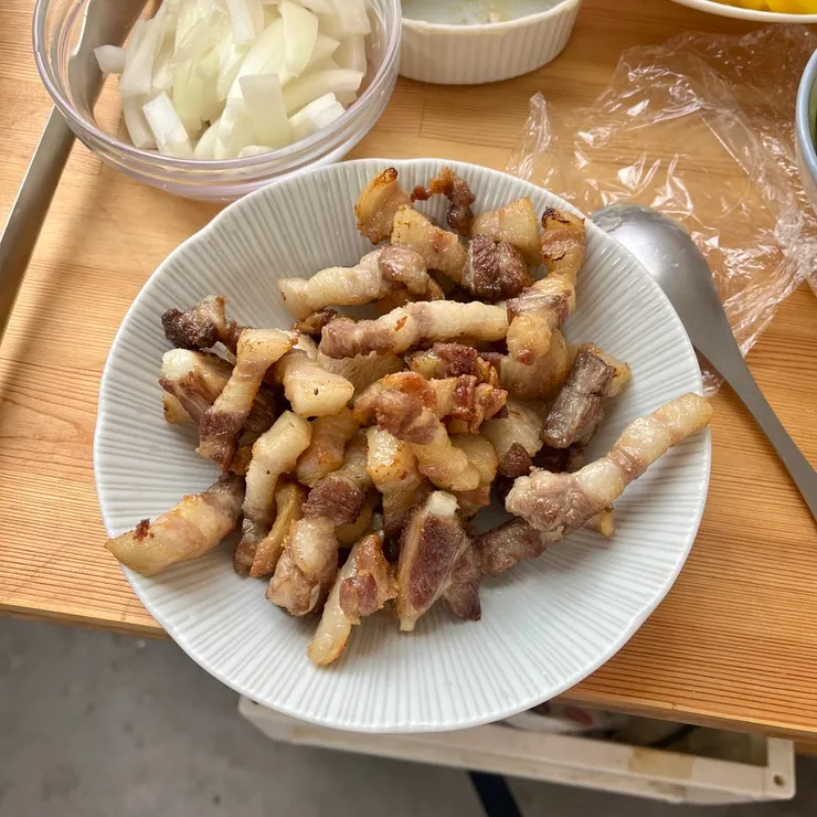 炒到這種顏色的豬肉超香的