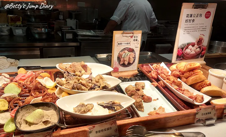 ▲芙洛麗大飯店-「食譜自助百匯餐廳」RECIPE HOUSE /圖片來源：Betty's Jump Diary