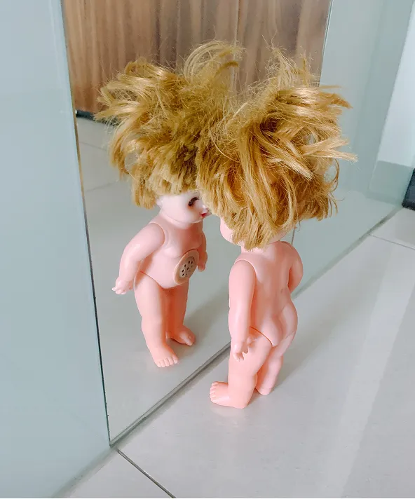 在面臨違法與否的困境時，常有這種面對牆壁披頭亂髮的感覺