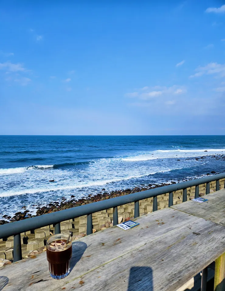 拾浪咖啡 新北石門咖啡館