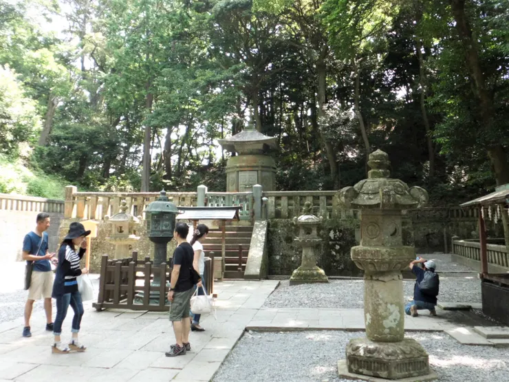 祭祀神社主神德川家康及埋葬其遺骸之處