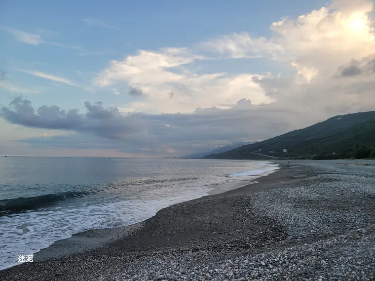 東台灣的海岸還是很美的。