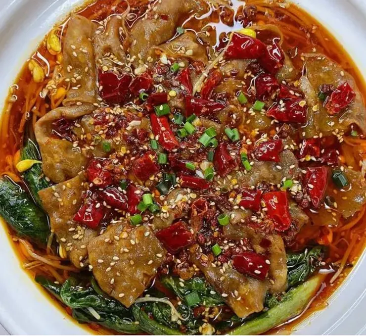 麻辣肥牛雜菜煲