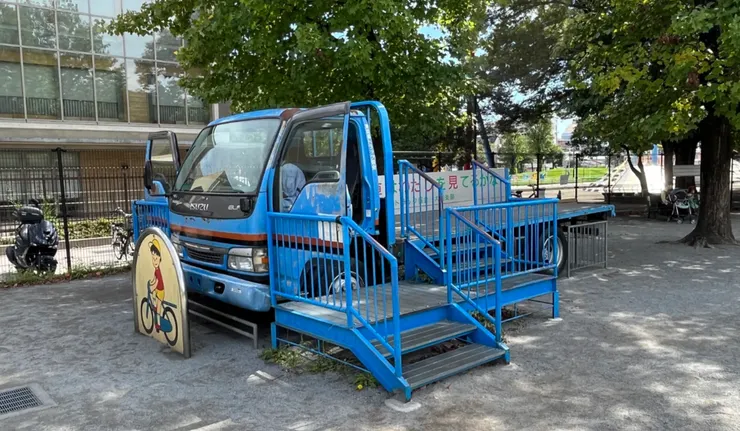 萩中公園小貨車（可以入內乘坐）