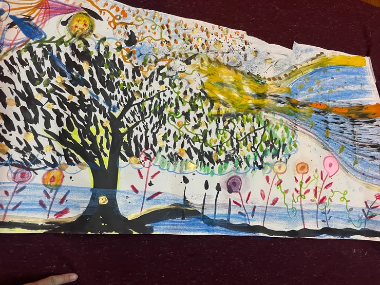 於友人住處進行「走去你那裡陪你畫畫」時，播放音樂一起創作的畫面。