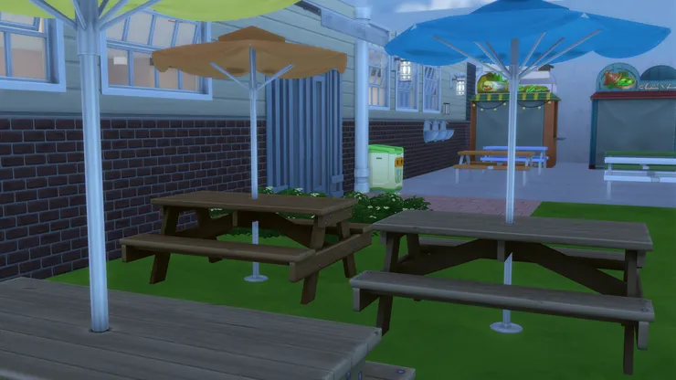 有太陽傘便不怕太陽曬了。