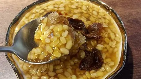 [台北美食]植物系、藝術視覺、網美拍攝並列店家，台灣特有吃法