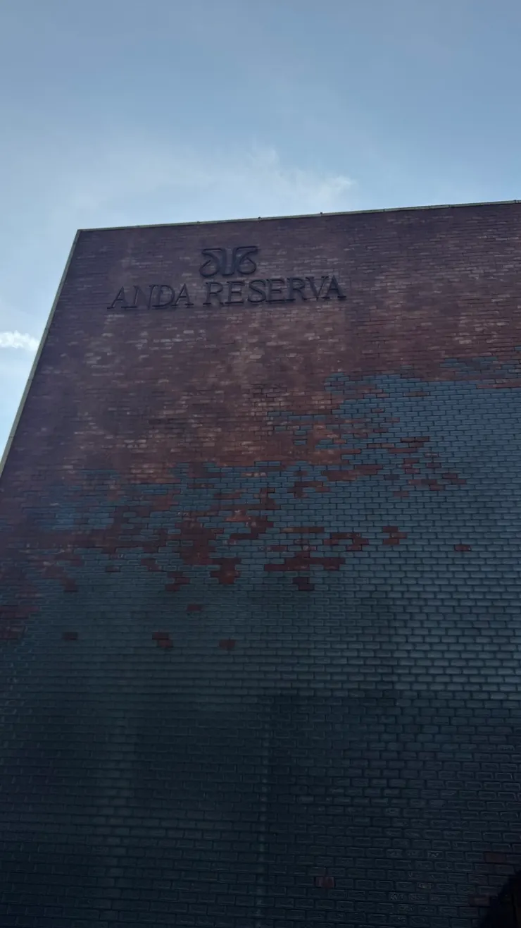 外觀很有設計感,整棟都是