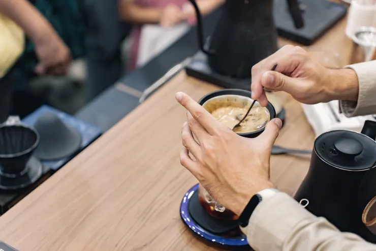 製作冰咖啡需要用到更多的咖啡粉