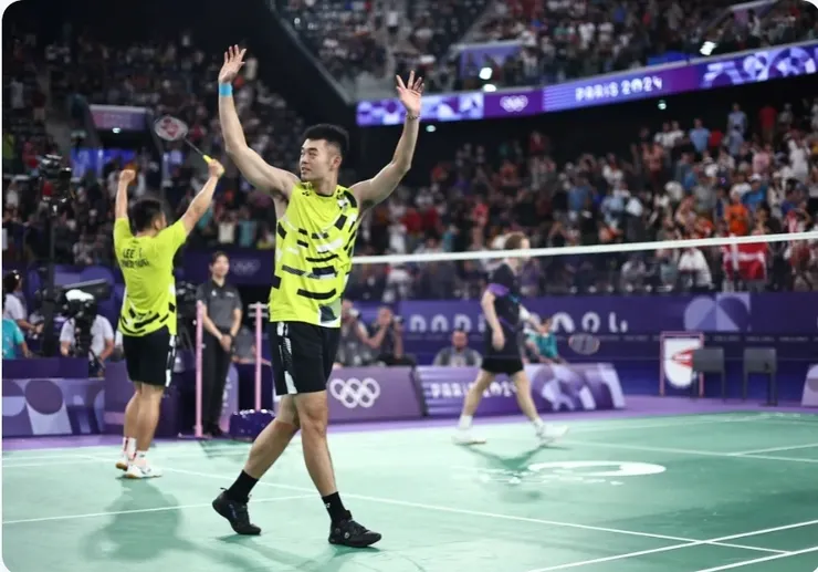 「麟洋配」多謝現場觀眾打氣支持